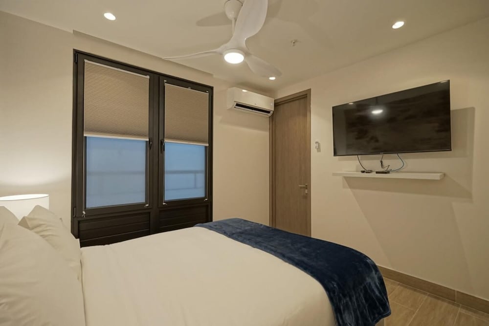 w Lively 1BR in Casco Viejo
