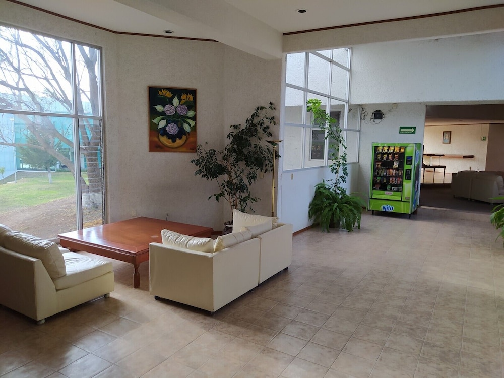 Pachuca Vacations - Hotel Universitario UAEH - Property Image 8