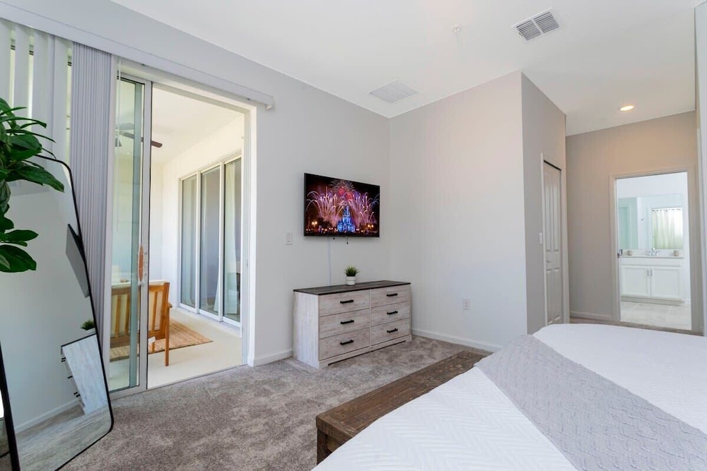 Family Friendly  3Bd Close to Disney @Champions Gate 991