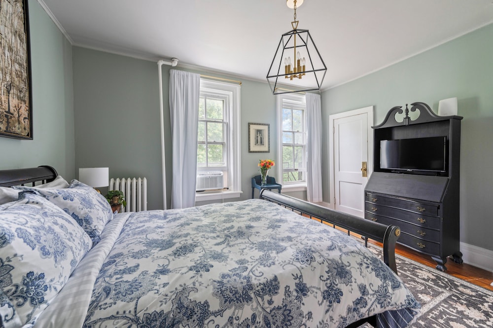 Kingston Vacations - The Wiltwyck - Property Image 45