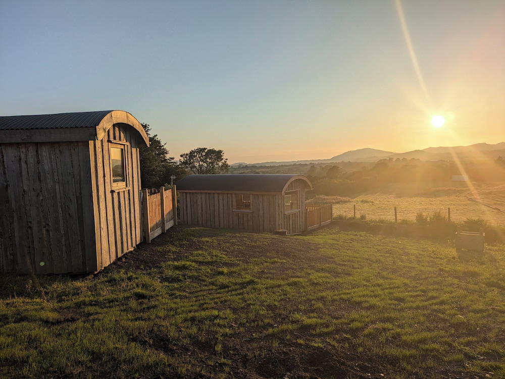 Hafan Gelli Sheperds Hut - Enlli