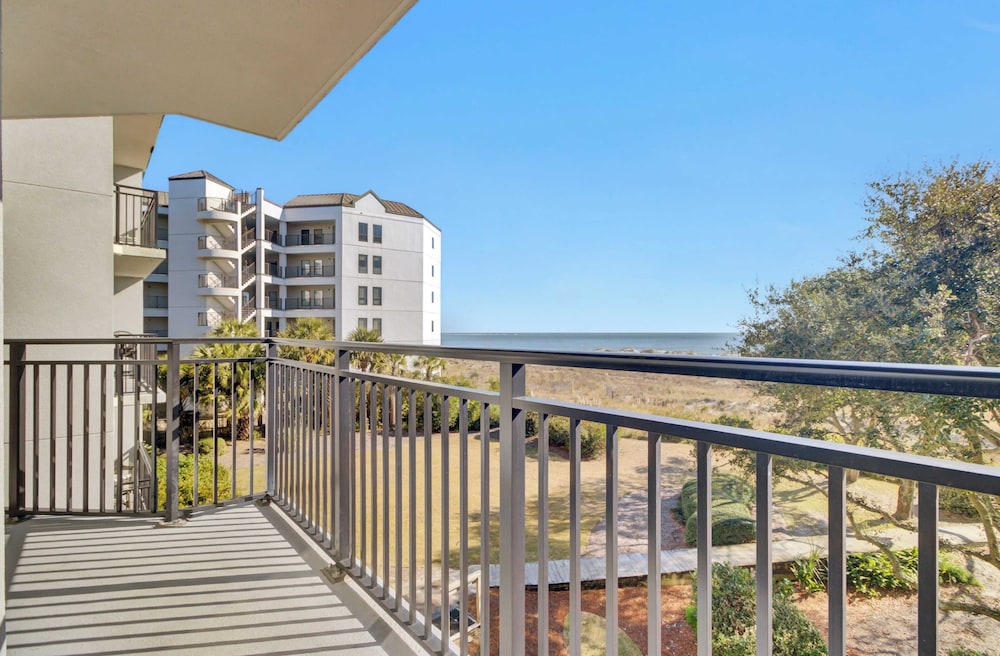 Beachfront, Pool Access, Balcony w/ Oceanview 222 D Shipwatch by Avantstay