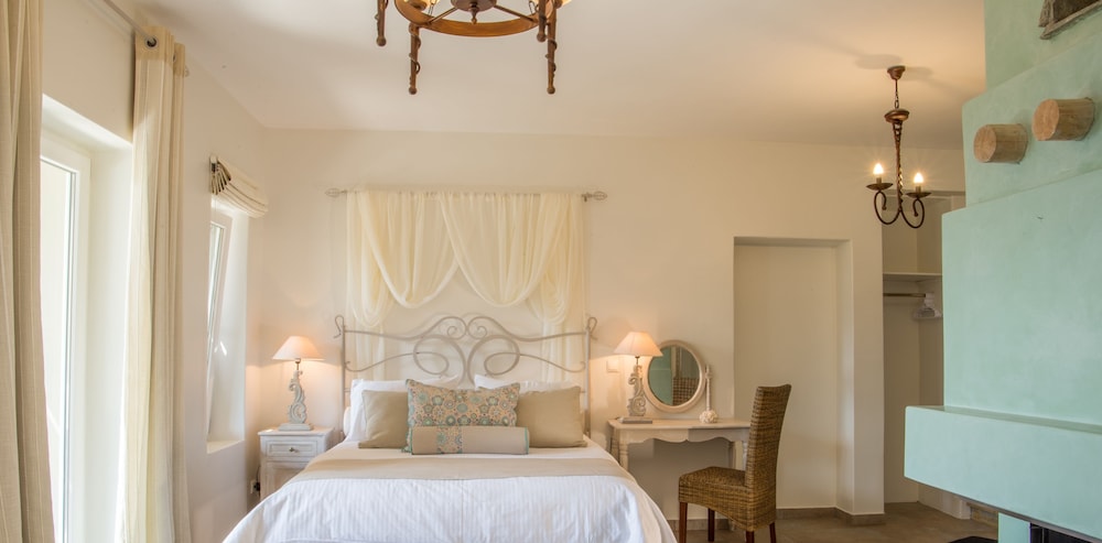 Aegean Castle Andros - Adults Only