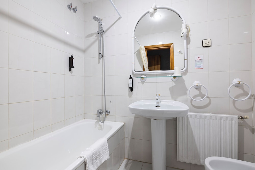 HOSTAL LOS VALLES