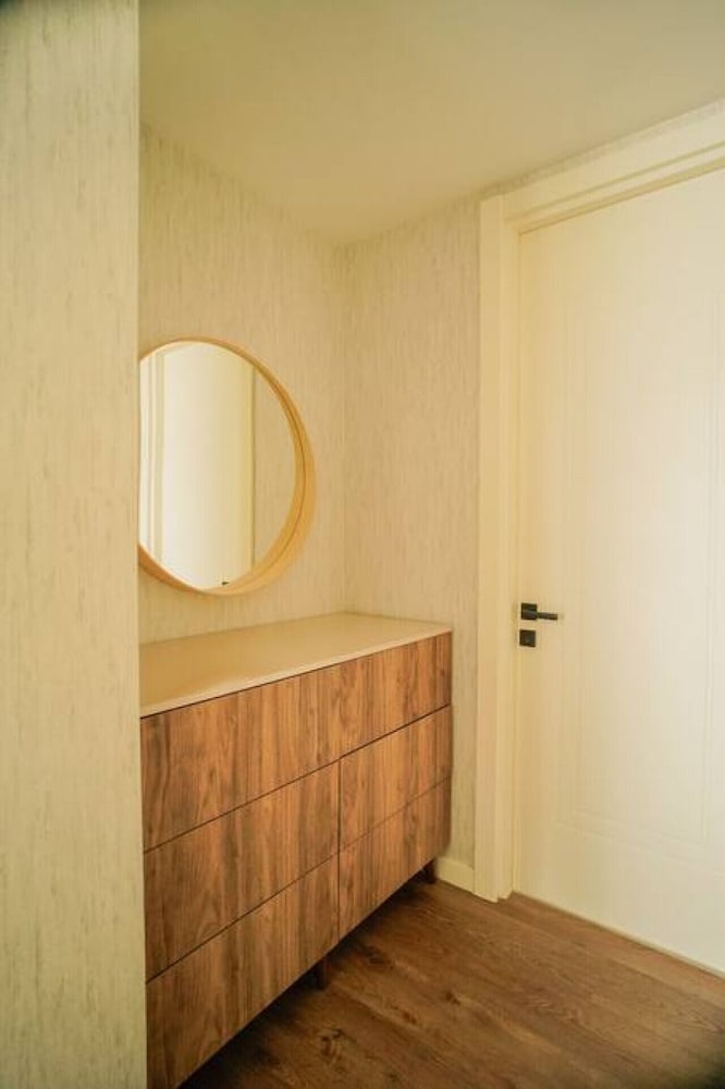 Luxurious 2 1 Apartment Near Mall of Istanbul