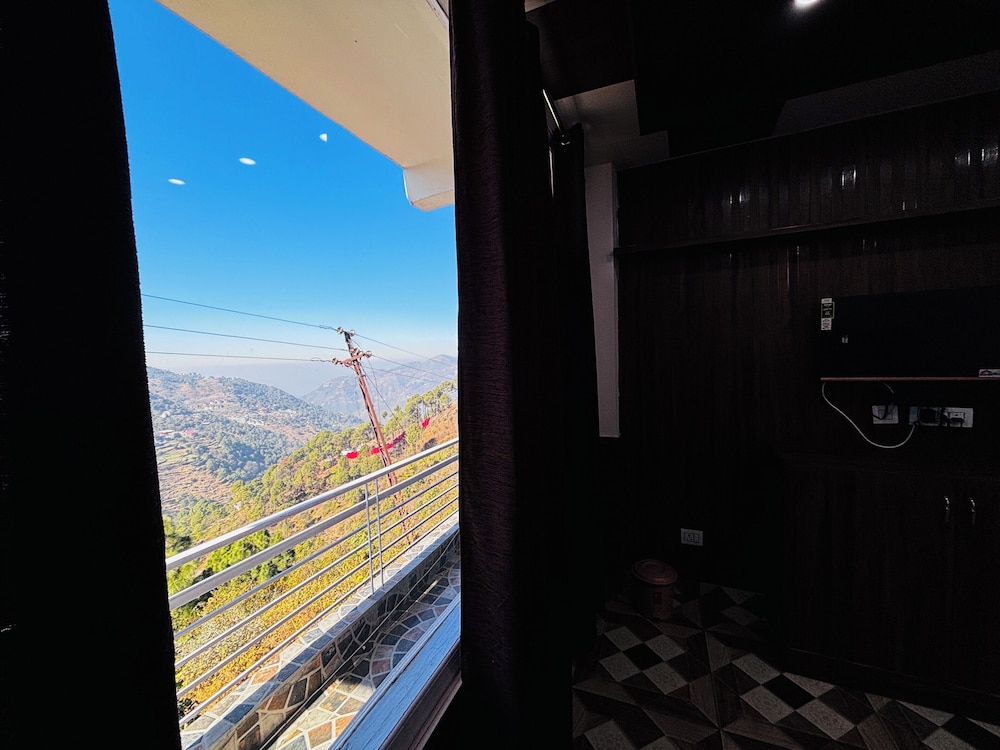 Red Stone Kasauli