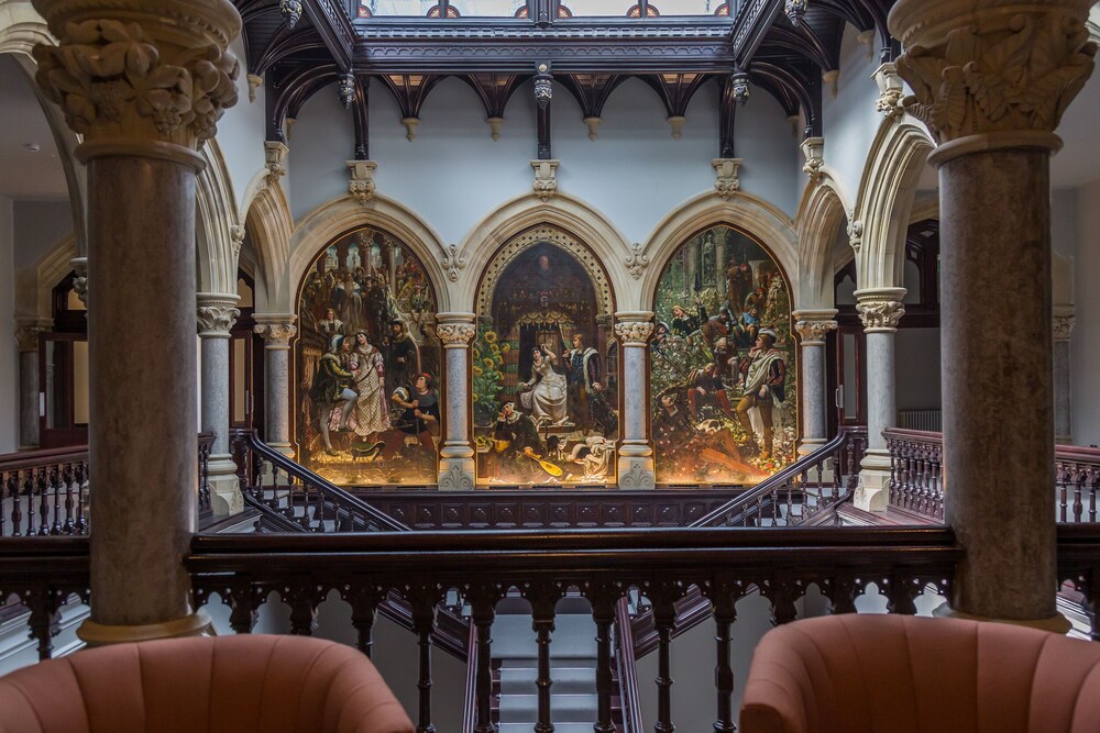 The Myles Suite Stone Cross Mansion
