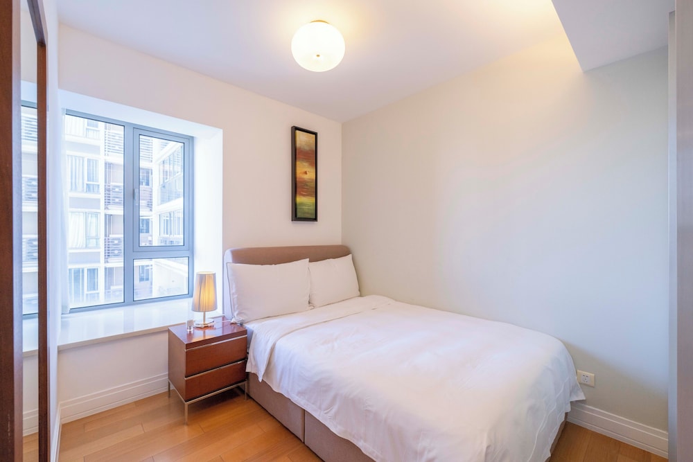 Tyms Bright 2BR 1BA Apt Yongxin Century
