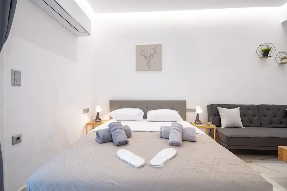 Cozy Apartment for 3 Persons in Athens