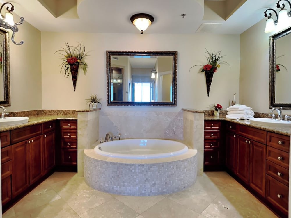 Bella Riva by Southern Vacation Rentals