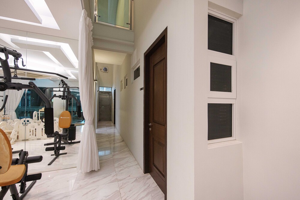 25000sqft Grand Luxe Villa PJ 13BR 42Pax photo 5