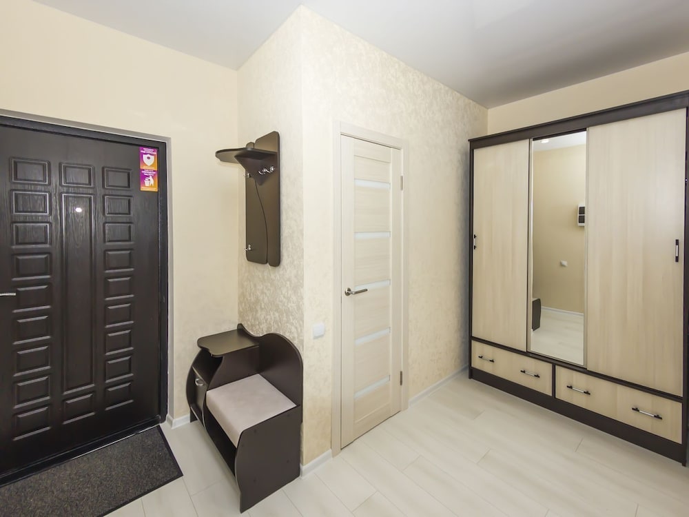 Apartment on Prospect Lenina 140 view 3