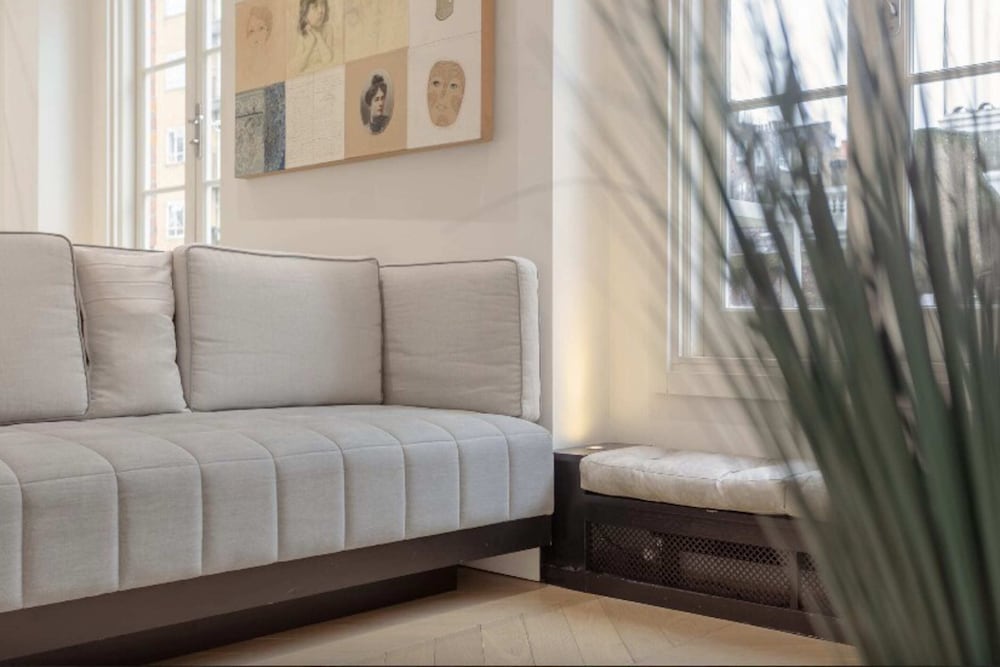 Elegant 1 Bedroom Apartment in South Kensington