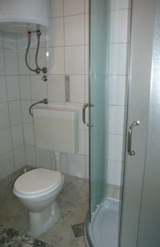 Iva - SA1 view 2