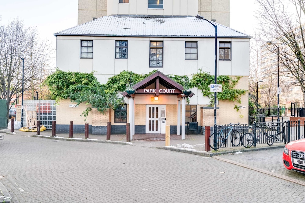 Cosy Battersea Flat