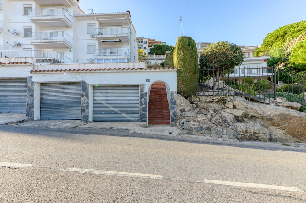 Apartment in Roses Near Canyelles Beach