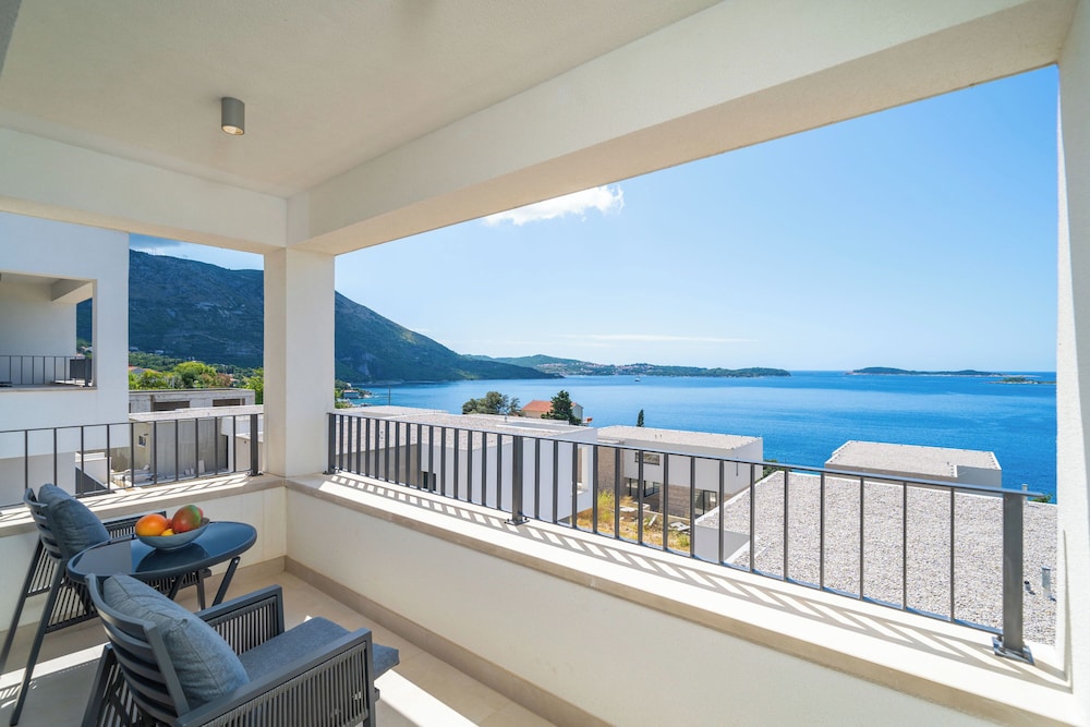 Soline Rocks Resort