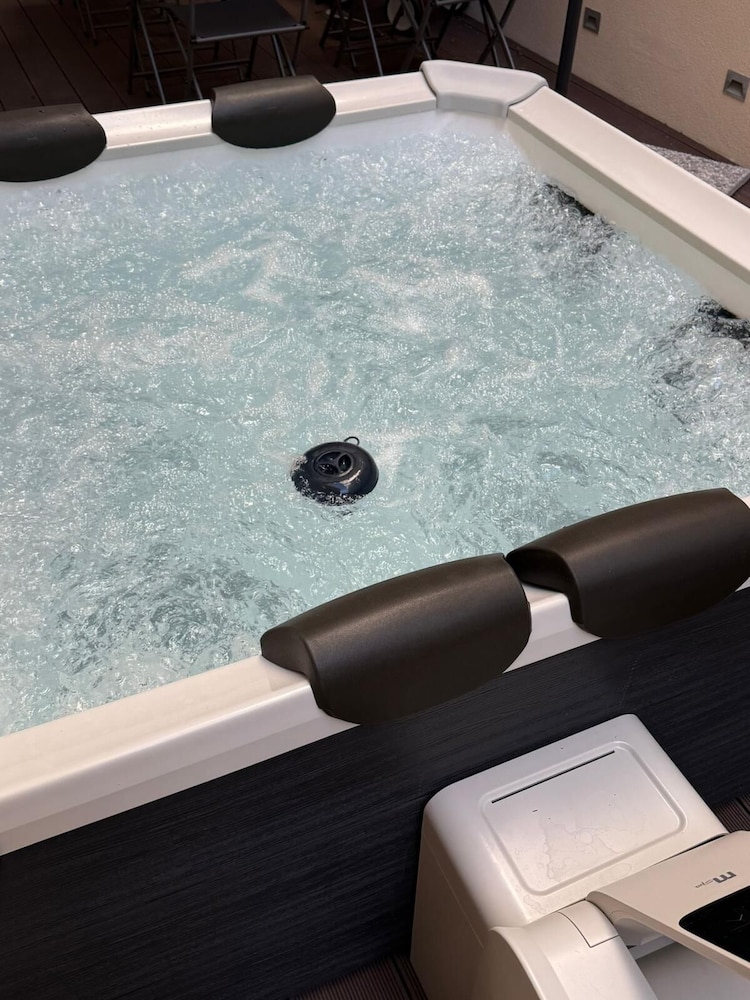 borbon hoe luxury rooms & spa