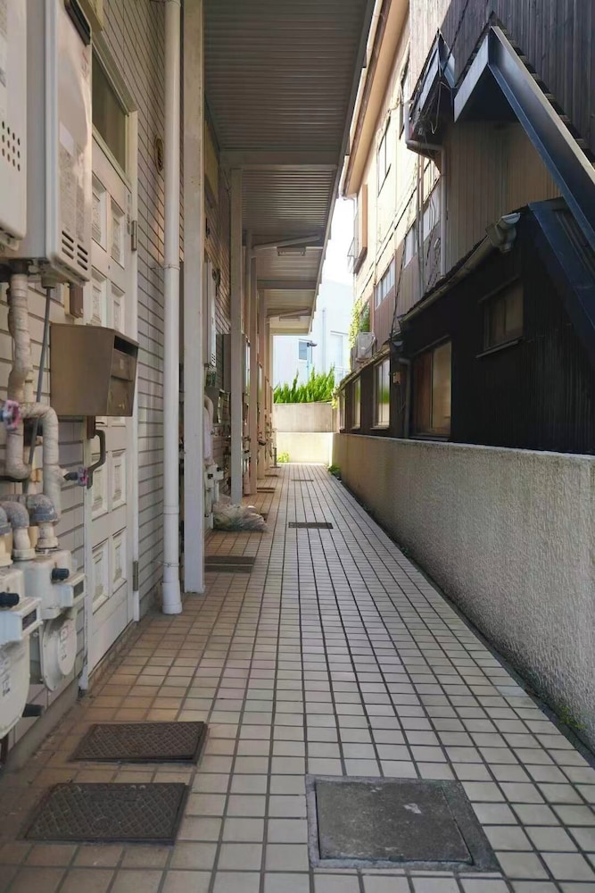 SHIZUKURIA MINAMIGYOTOKU