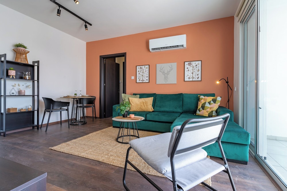 Harbor Apartments in Larnaca