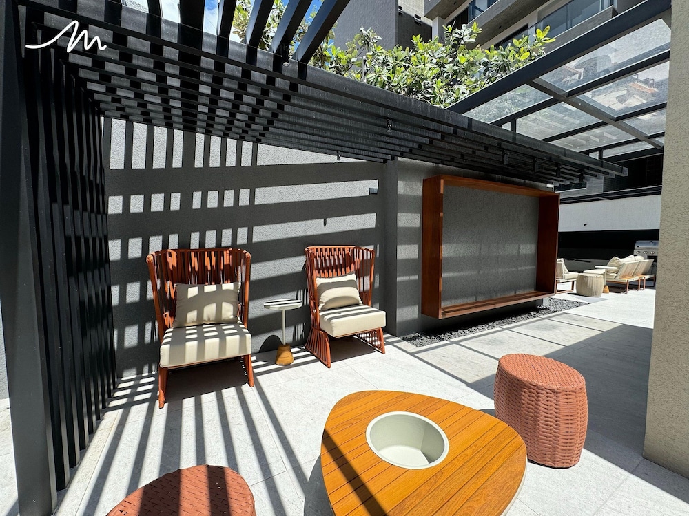 Vert House