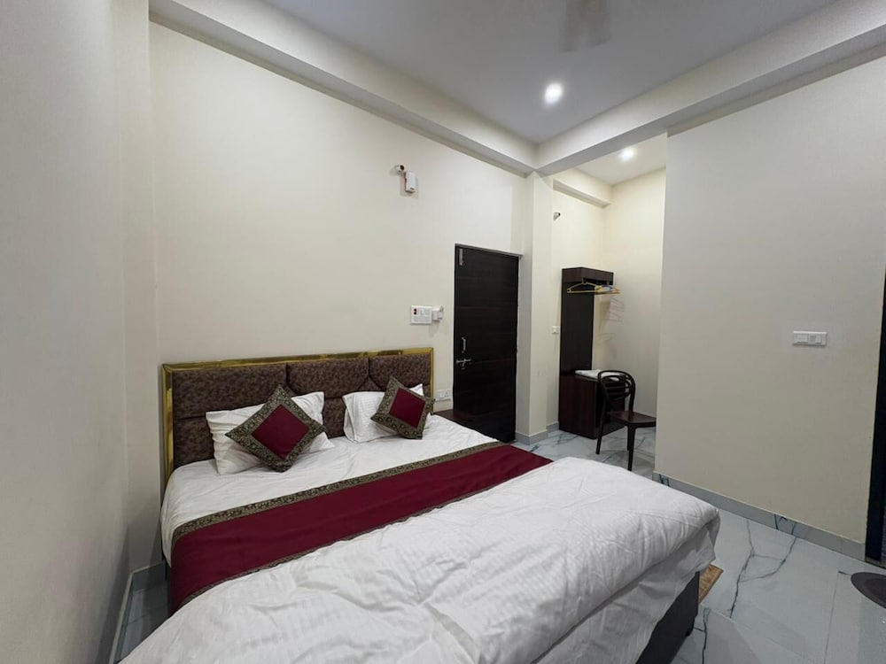 Mahalaxmi Guest House