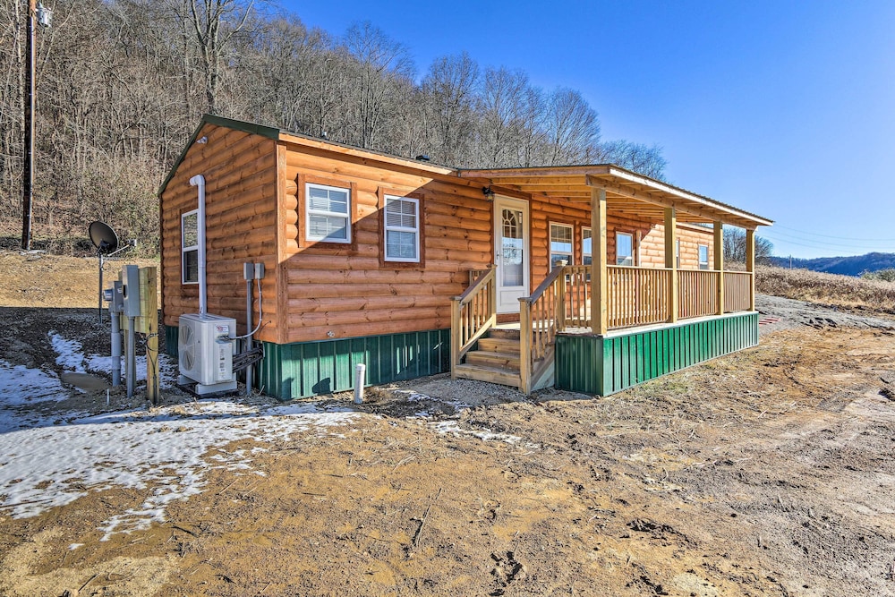 Laurelville Cabin < 11 Mi to Old Man's Cave! view 2