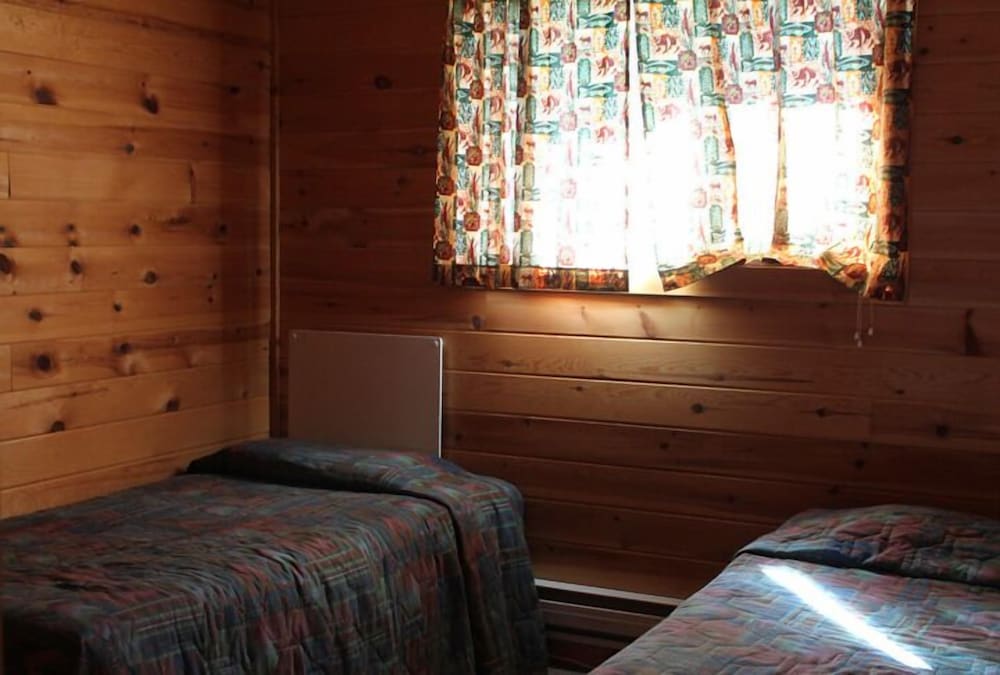 Timberlane Lodge