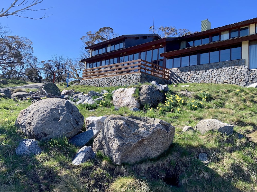 Valhalla Lodge Perisher