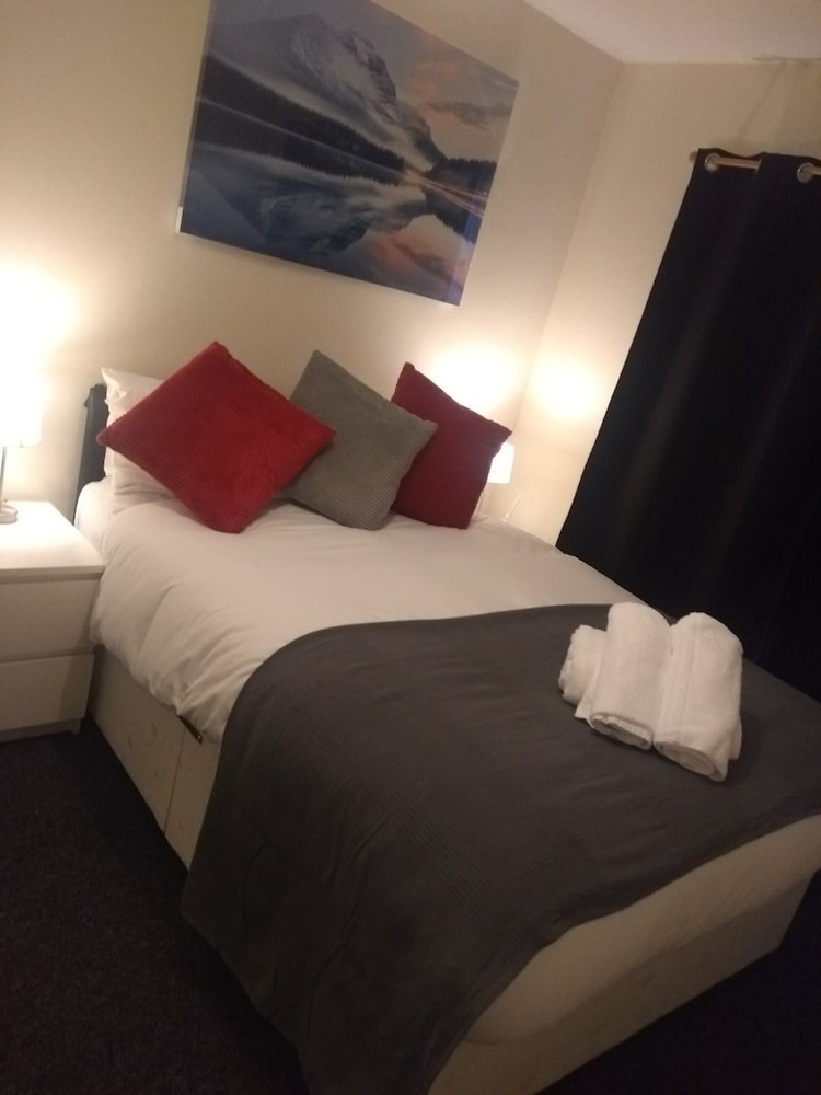 Ashburnham Apartment