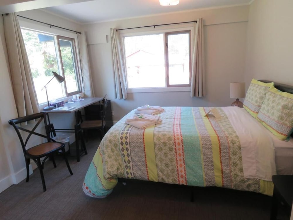 Bearvalley Guesthouse