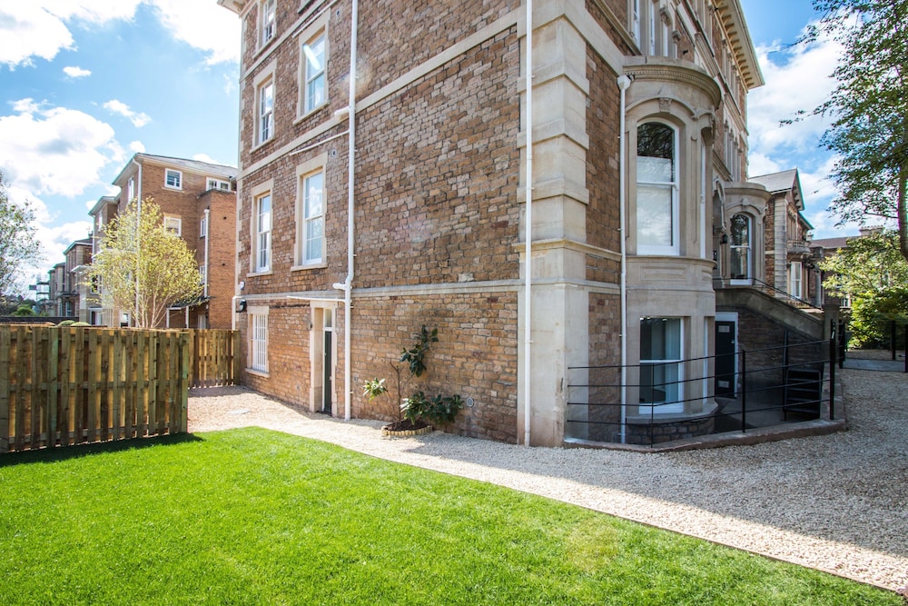 Your Stay Bristol Beaufort House