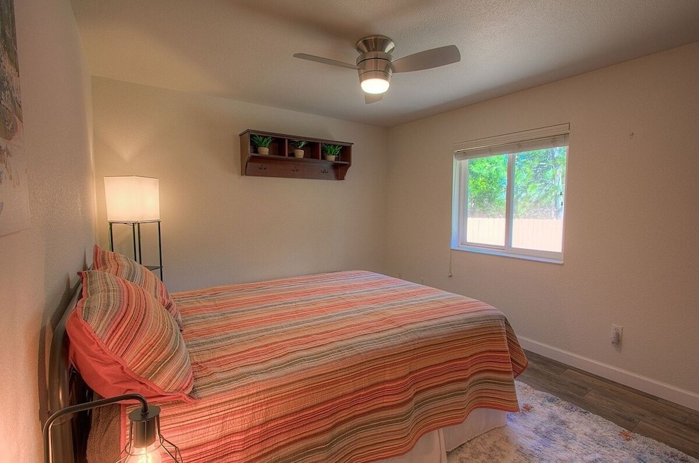 Nvh0823 - Sadies Hustle 3 Bedroom Home