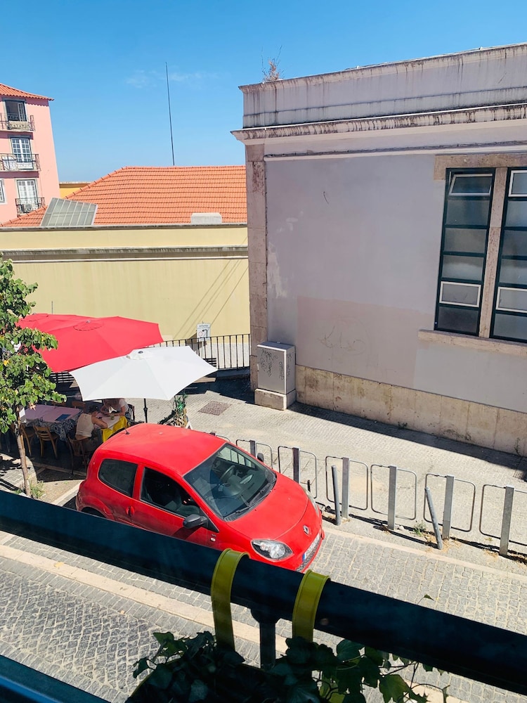 Modern Boutique Apartment in the Heart of Alfama