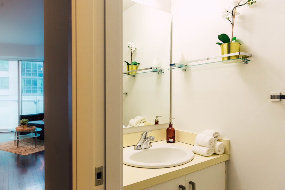 Sarkar Suites - Entertainment District
