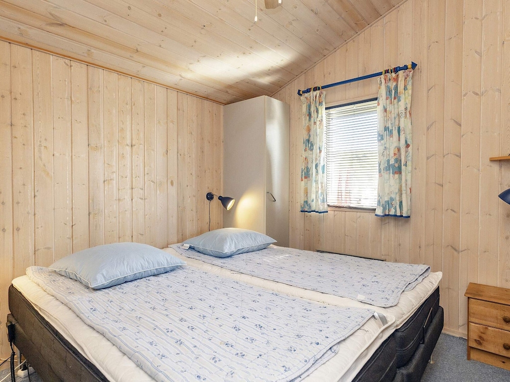 6 Person Holiday Home in Hjorring