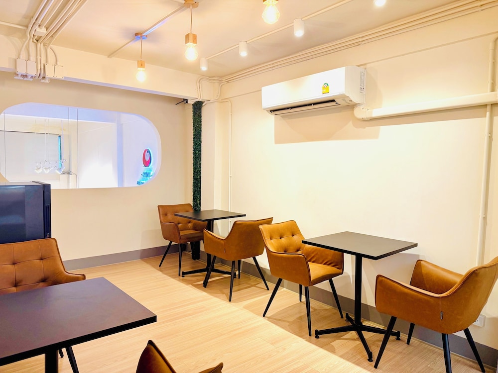 Charming Hostel