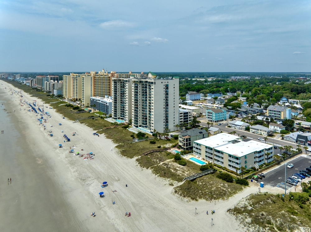 Ocean Bay Club 909 by RedAwning