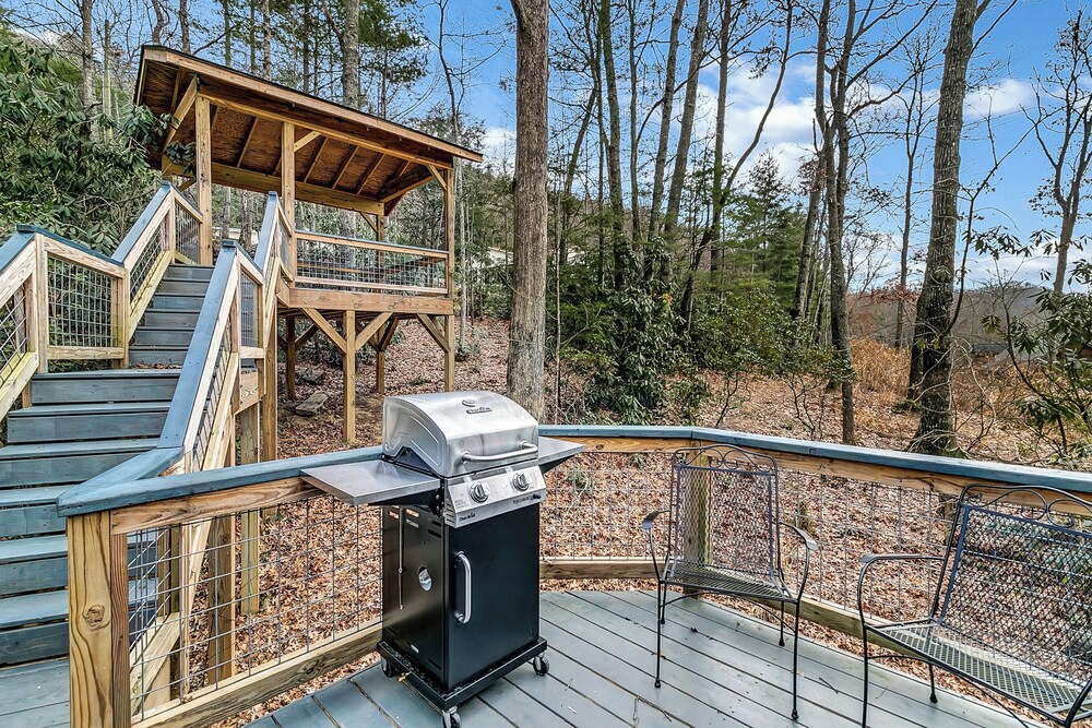 Black Mountain Treehouse