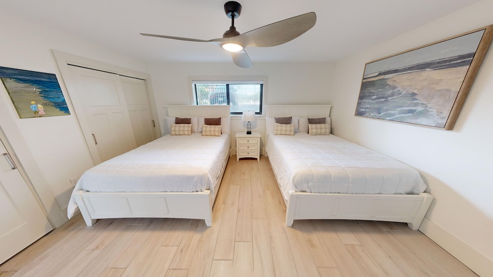 Aegean 102 2 Bedroom Condo
