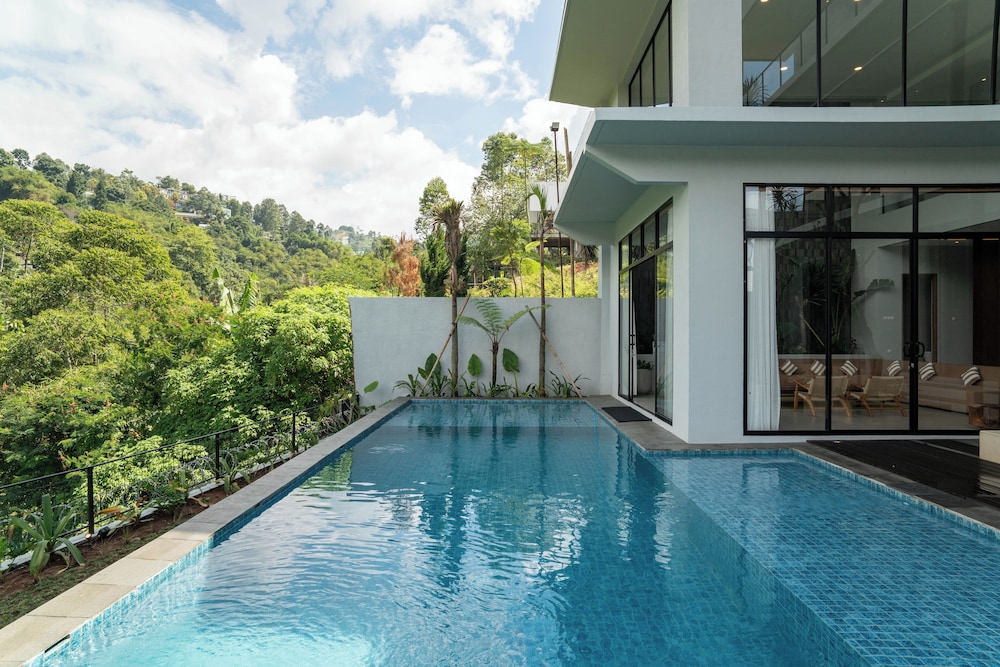 Kireina Mori Villa 6BR with heated pool