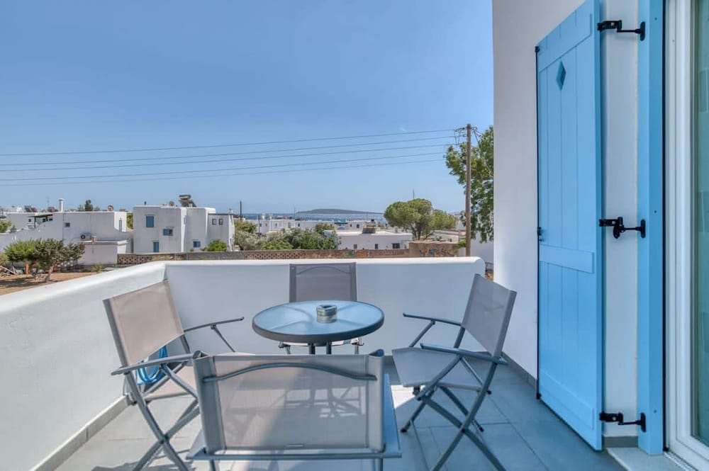 Venus s Seaside Bliss - Paros Dream Haven