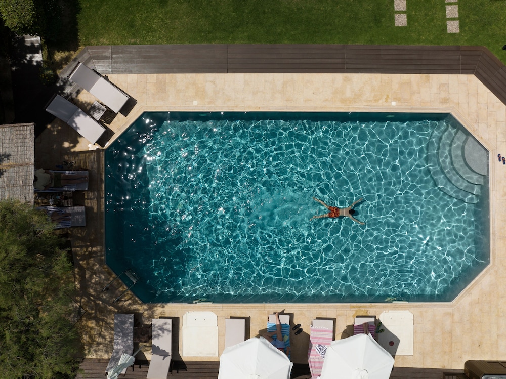 ENALIO Suites