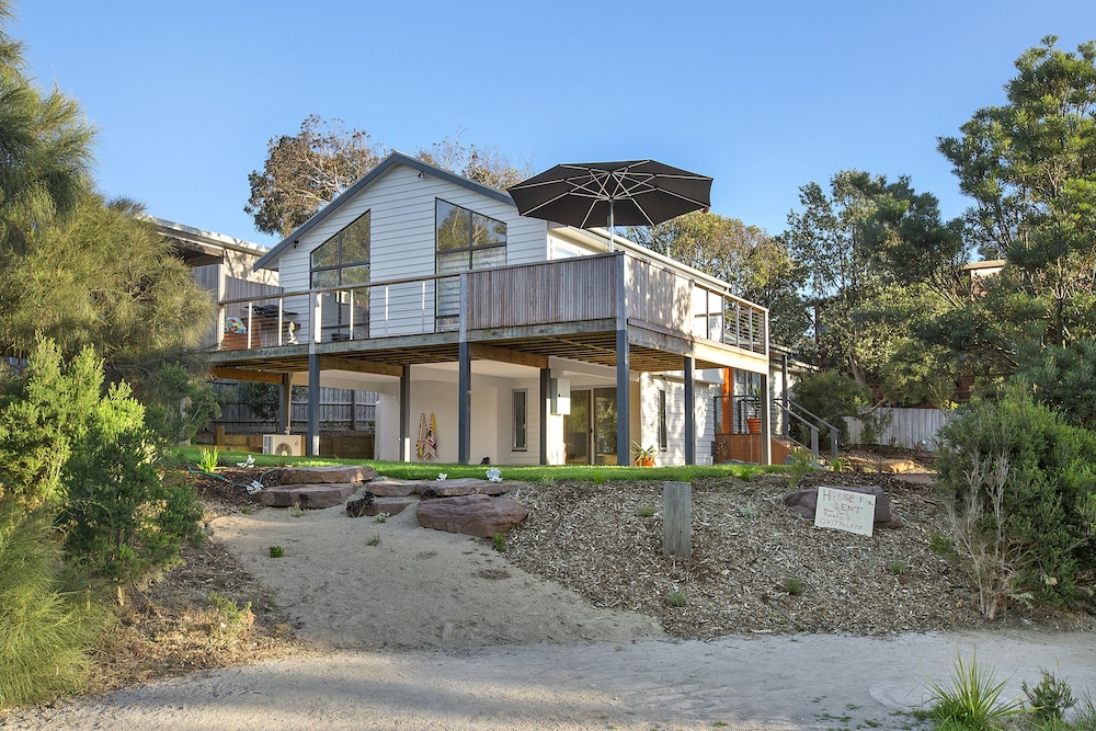Smith Beach Getaways Beachwood House