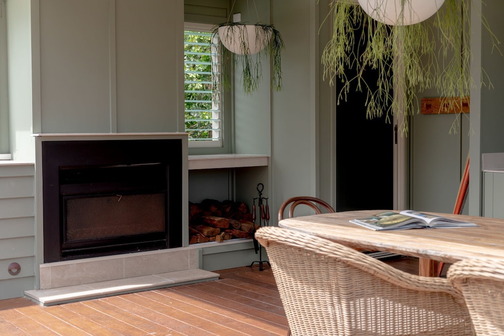 Sunbird Suite by Stay Noosa