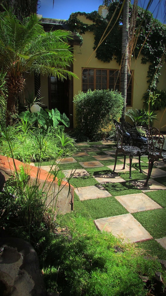 Belurana Collection Victoria Manor