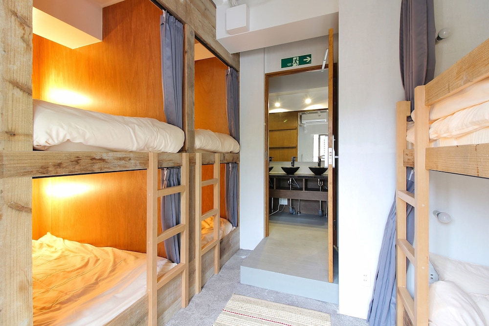 Koru Takanawa Gateway Hostel Cafe&Bar
