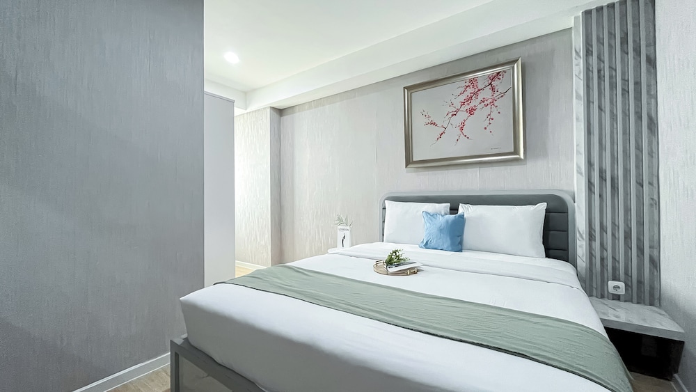 Nice and Comfortable 2BR Apartment at Daan Mogot City