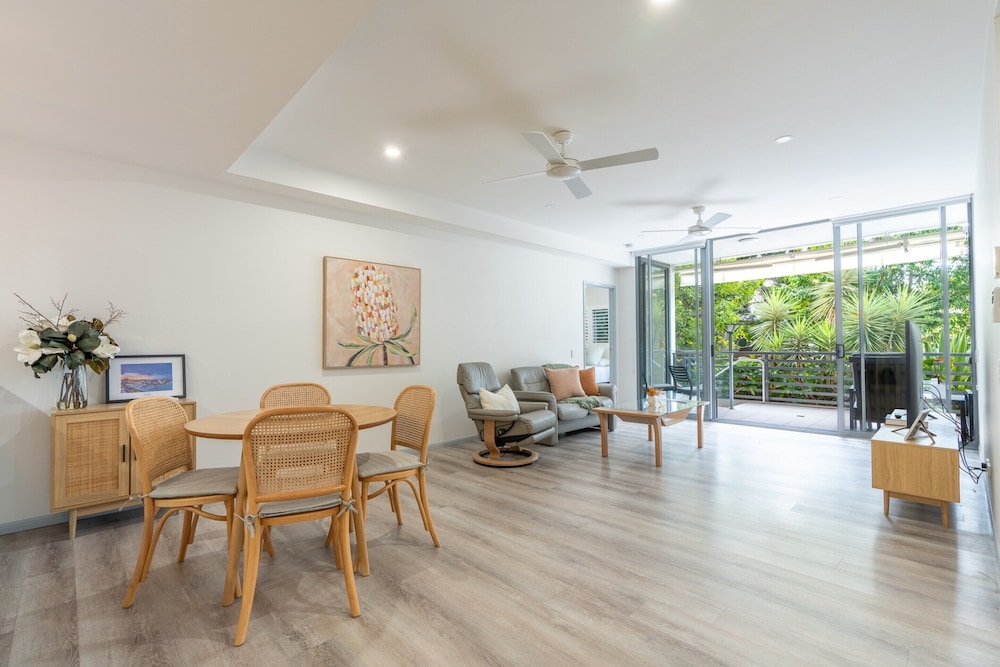 Best Location 2-bed With Gym, Pool 7-min From CBD