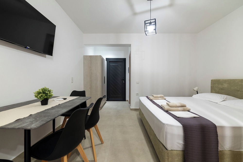 NS Apartments Nydri